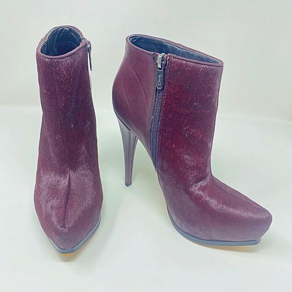 Burgundy, Circus by Sam Edelman Platform Booties with faux calf hair. Size 8. - Picture 4 of 5